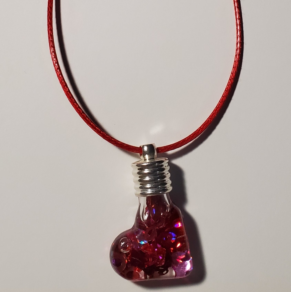 Valentines Floating Glitter Necklace